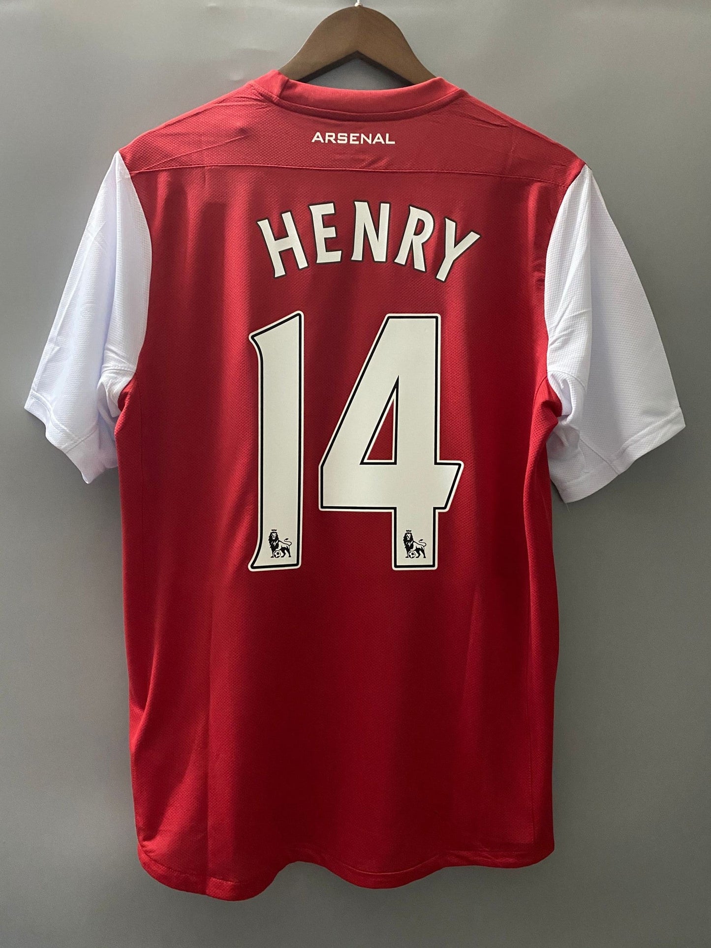 Arsenal home 2011-2012 Henry #14