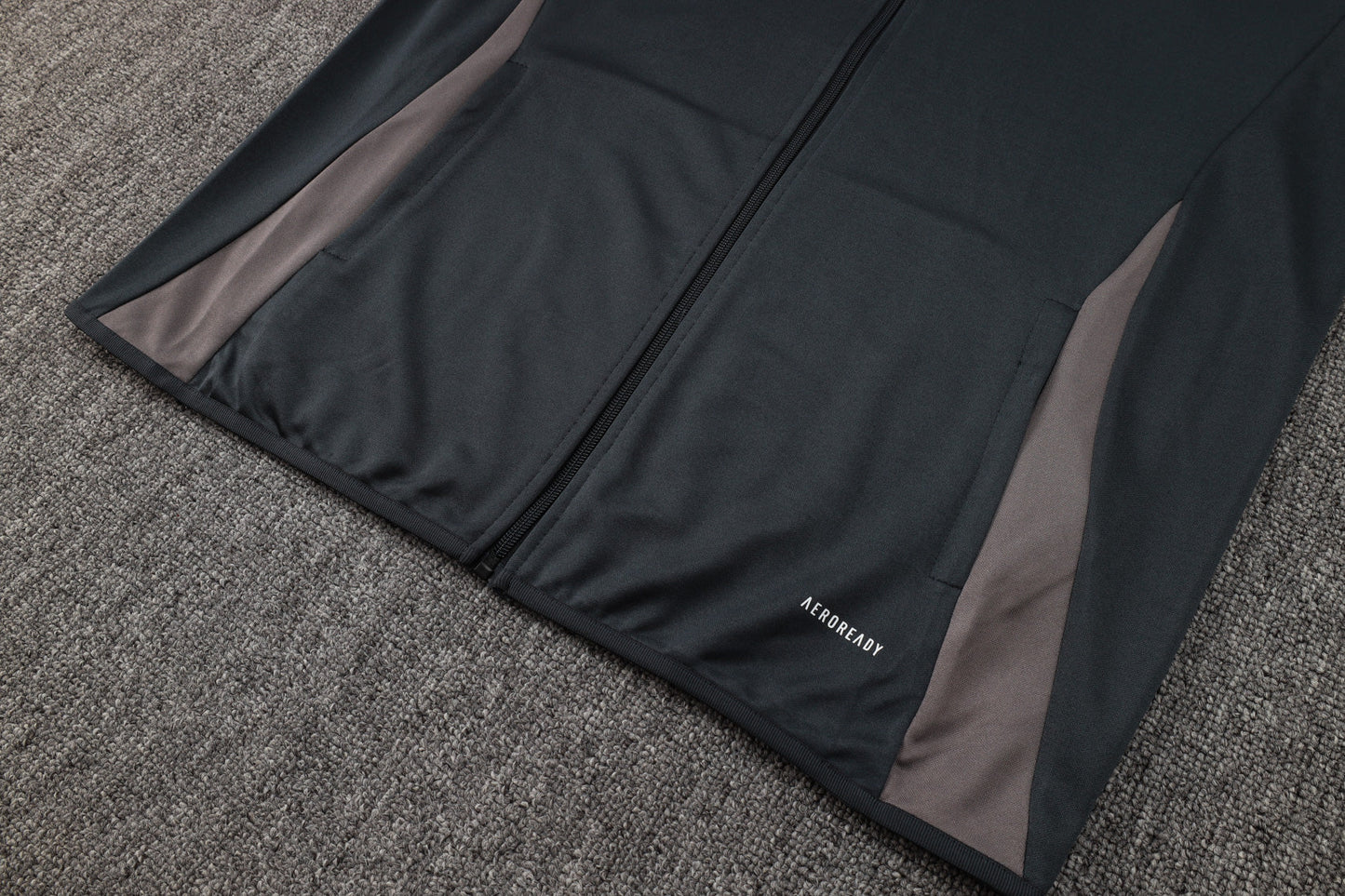 Real Madrid Tracksuit 24/25 Fully Gray - Pro Soccer Jersey