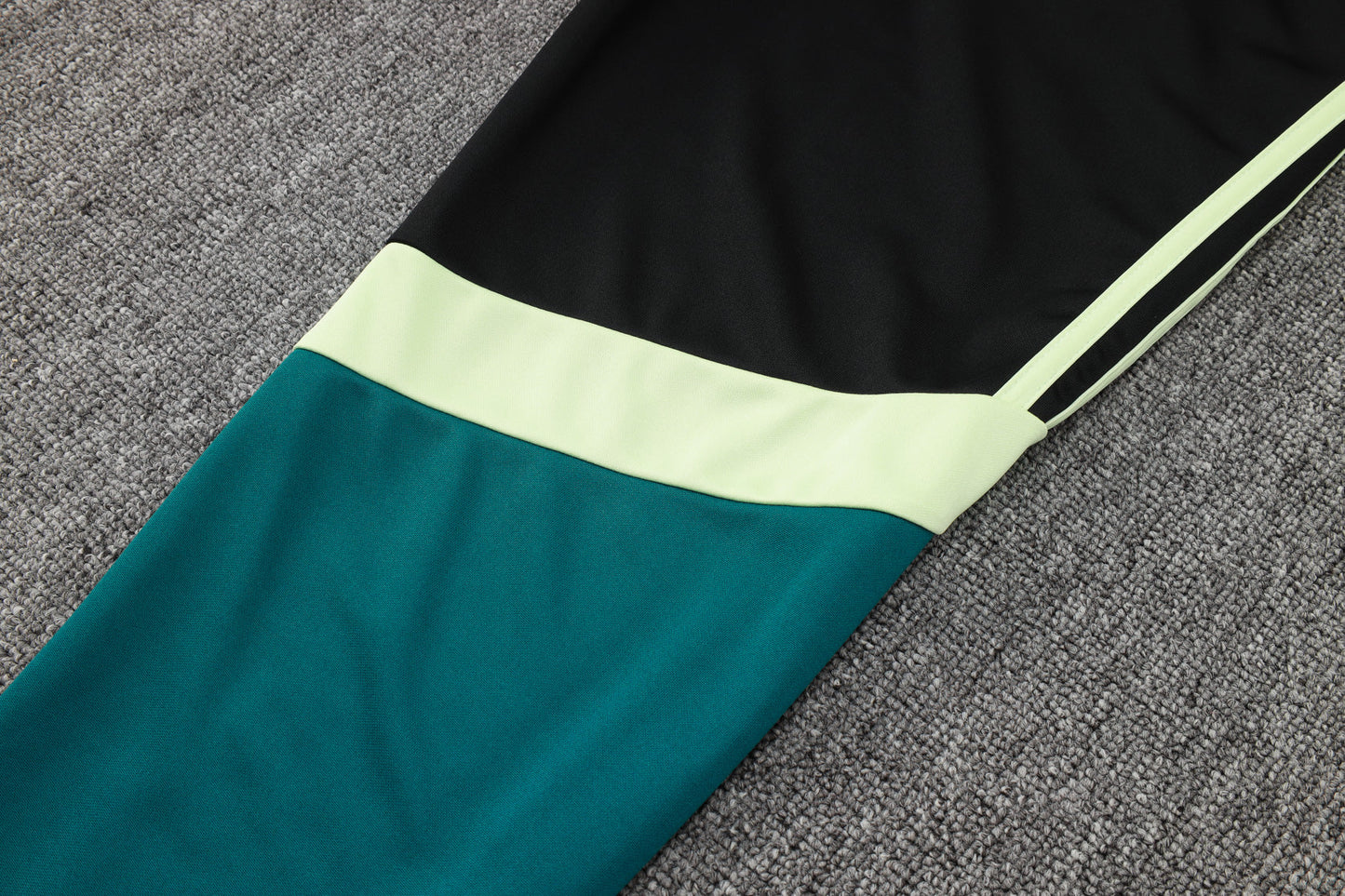 Manchester United Away Tracksuit 24/25 - Pro Soccer Jersey