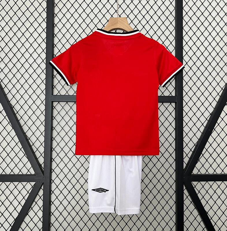 00-01 kids M-U home