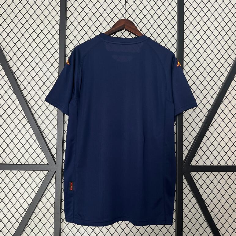 00-01 Roma third away