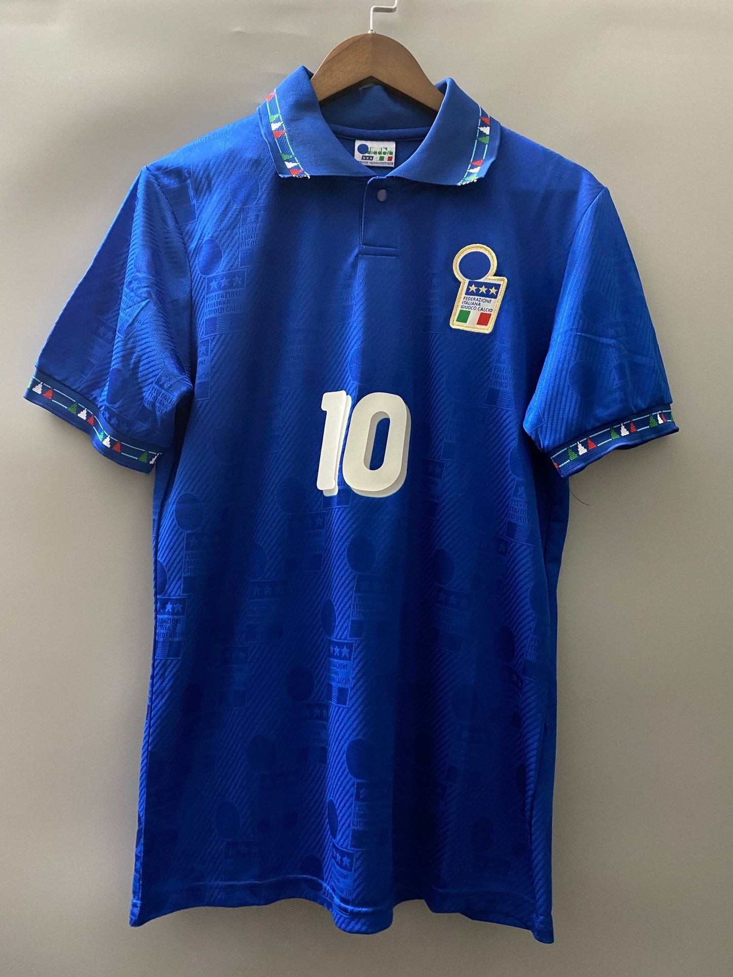 1984 Italy home