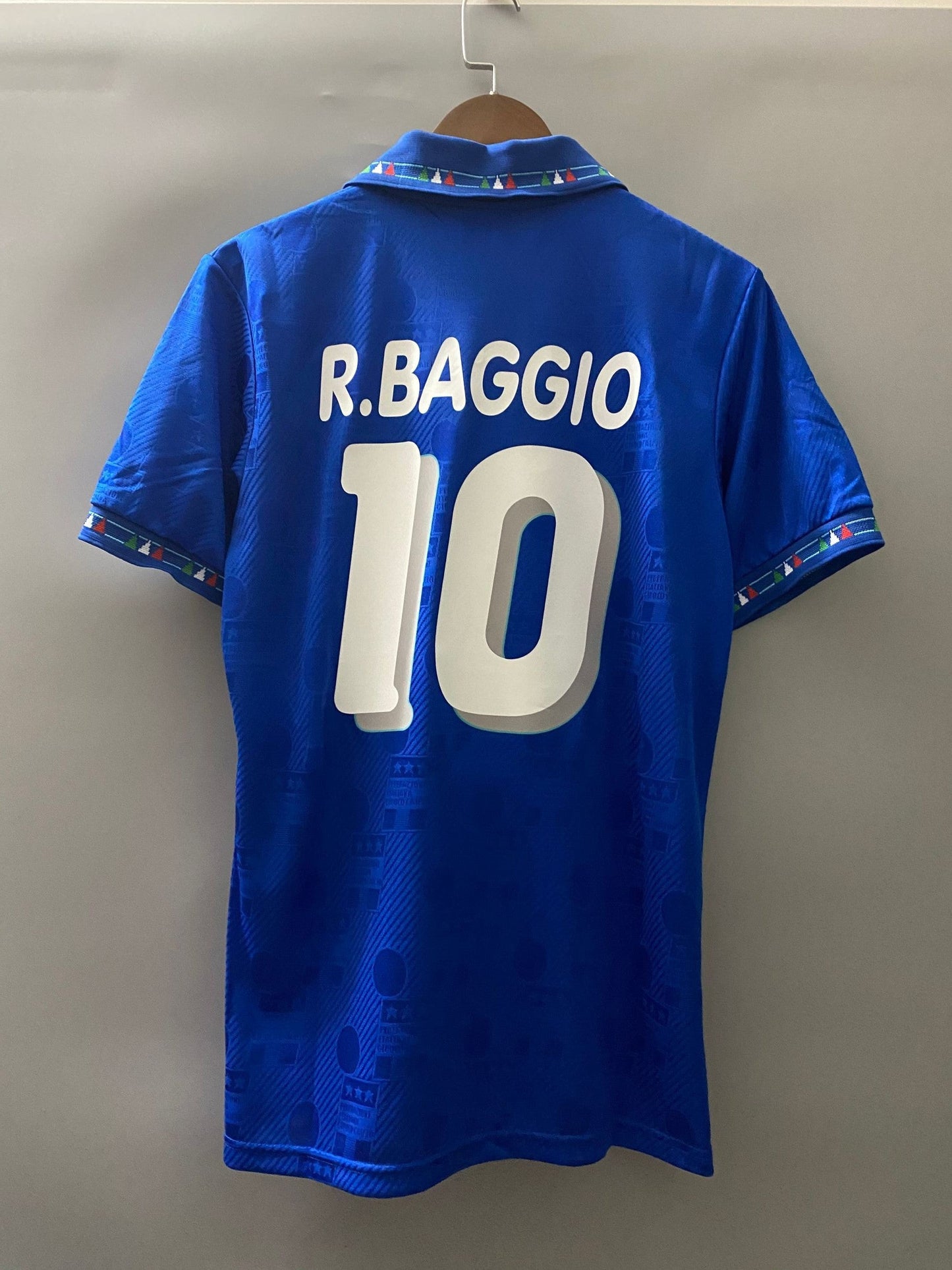 1984 Italy home