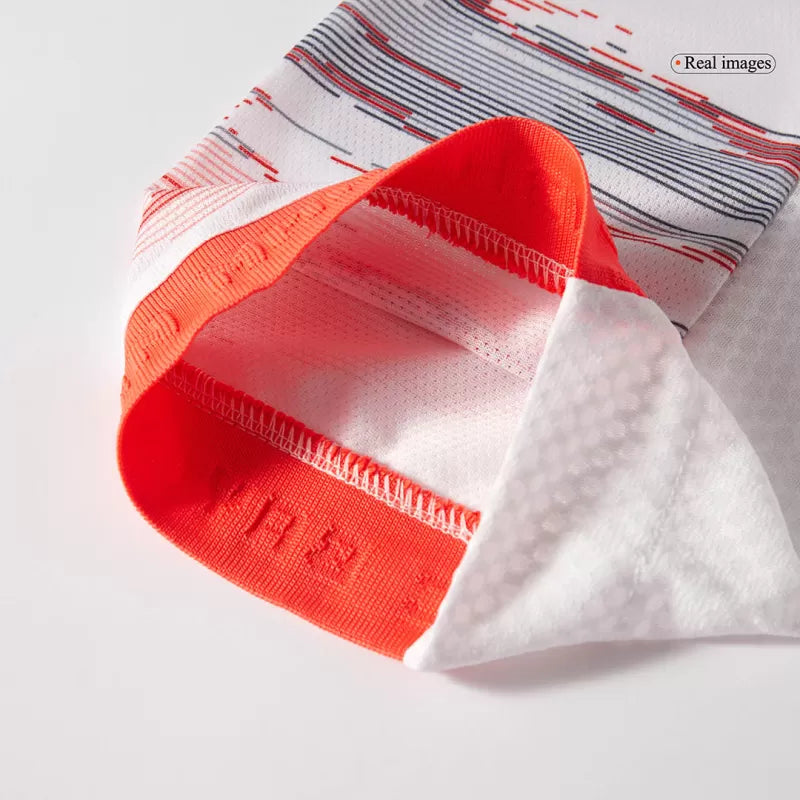 Bayern Munich Away Shirt 2025/26