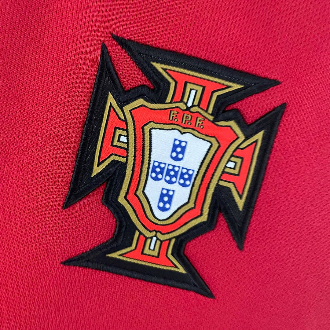 2006 FIFA World Cup Portugal Retro Home shirt : Thaï Quality - Pro Soccer Jersey