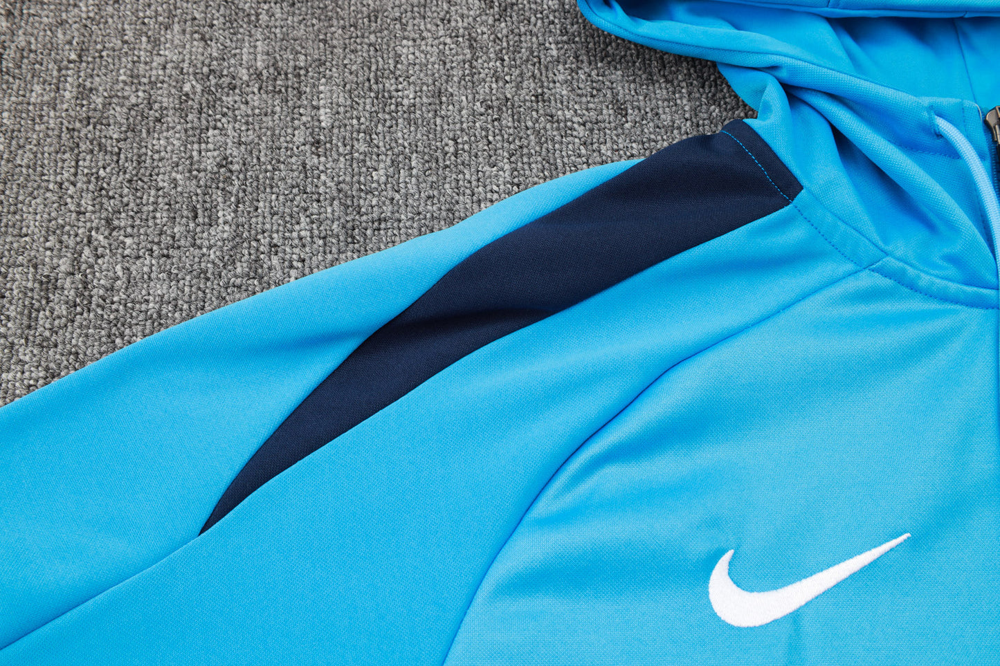 Chelsea Tracksuit 24/25 Hoodie Version - Pro Soccer Jersey