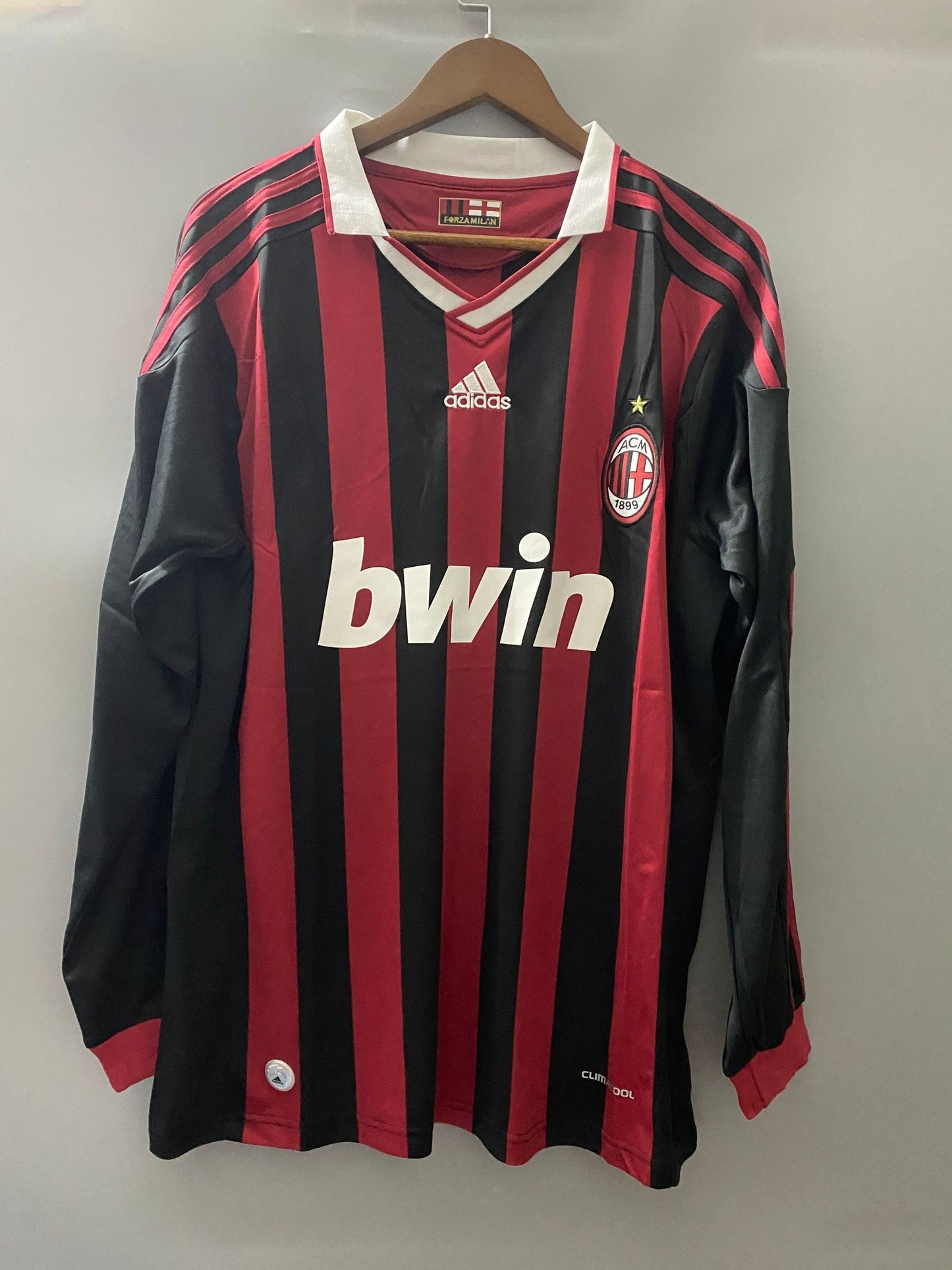 AC Milan home long sleeve 09/10