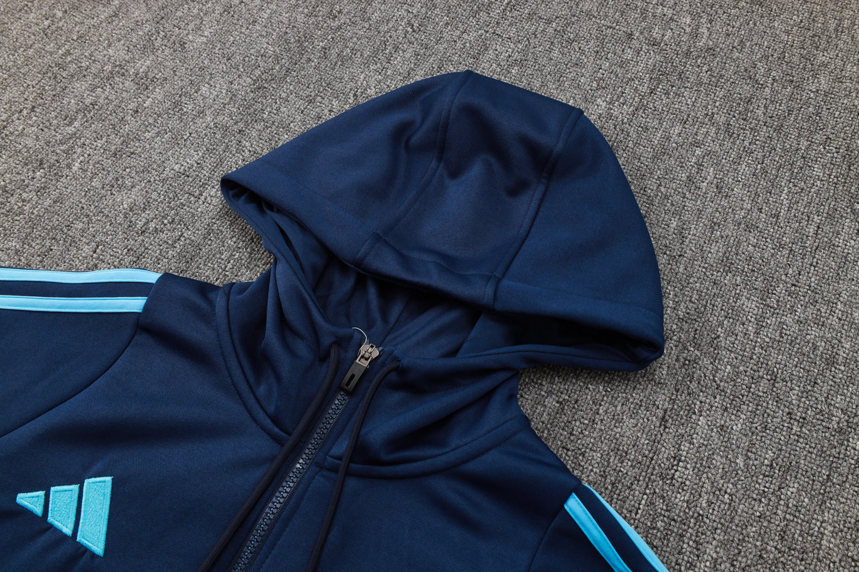 Arsenal Away Tracksuit 24/25 Hoodie Version - Pro Soccer Jersey