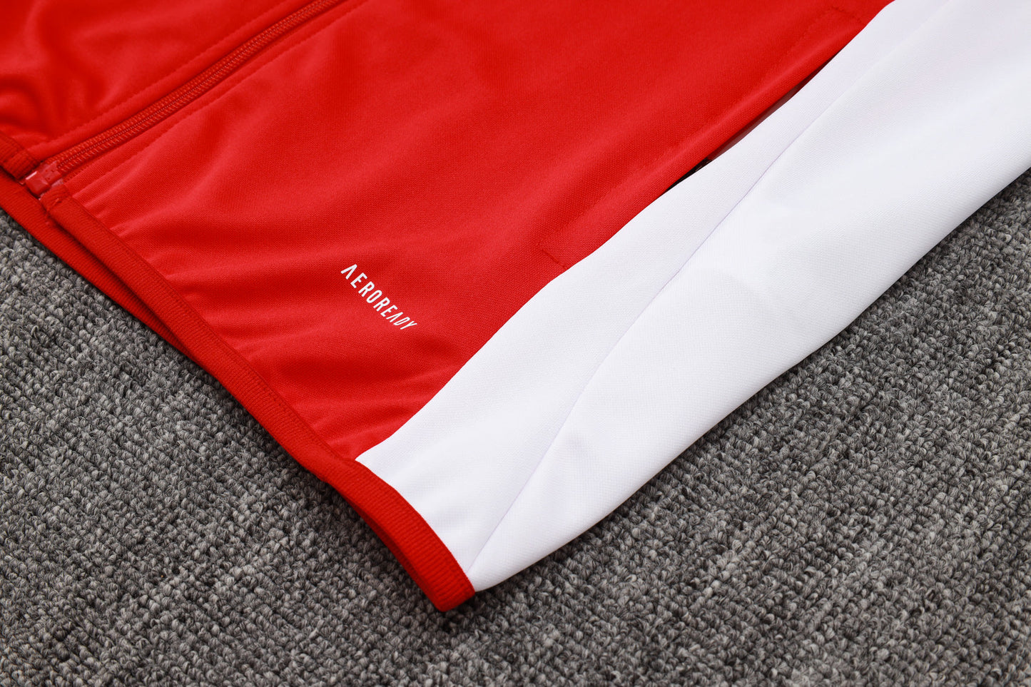 Arsenal Home Tracksuit 24/25 - Pro Soccer Jersey
