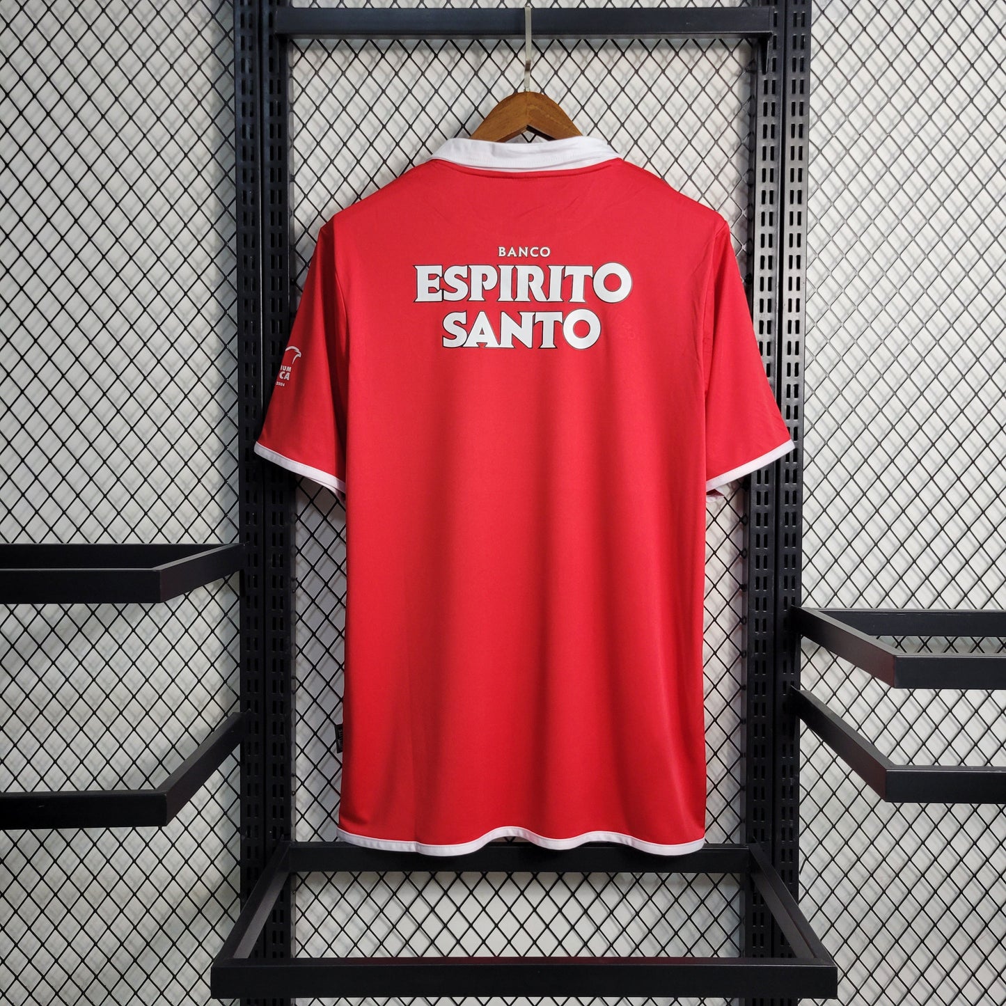 04-05 Retro Benfica