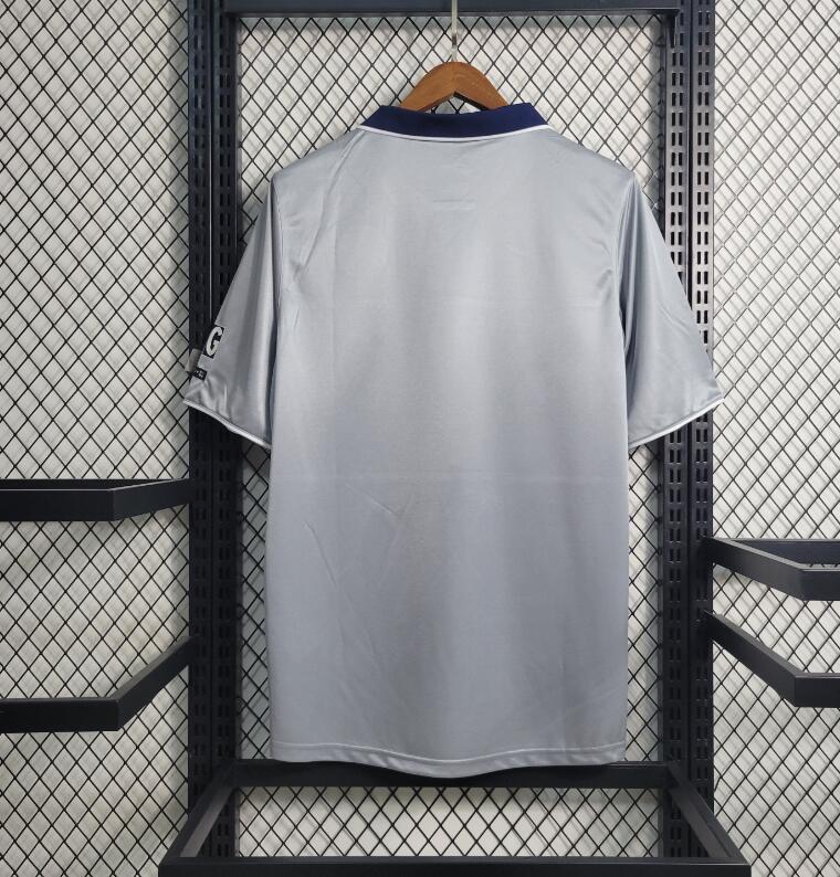 2000 PSG away