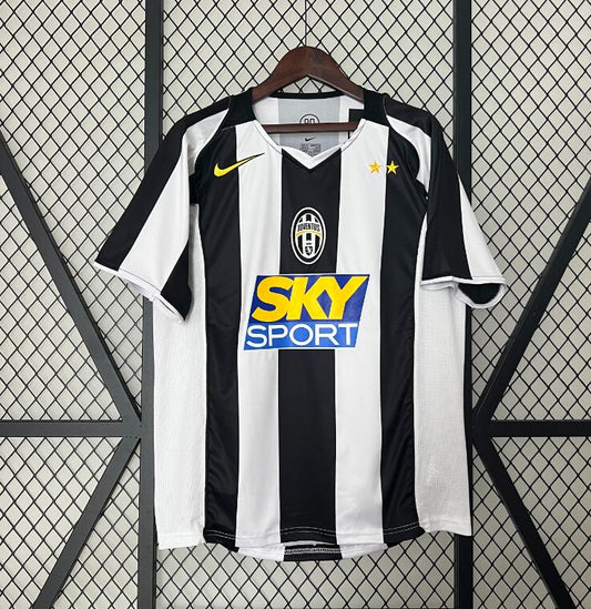 04-05 Juventus Home