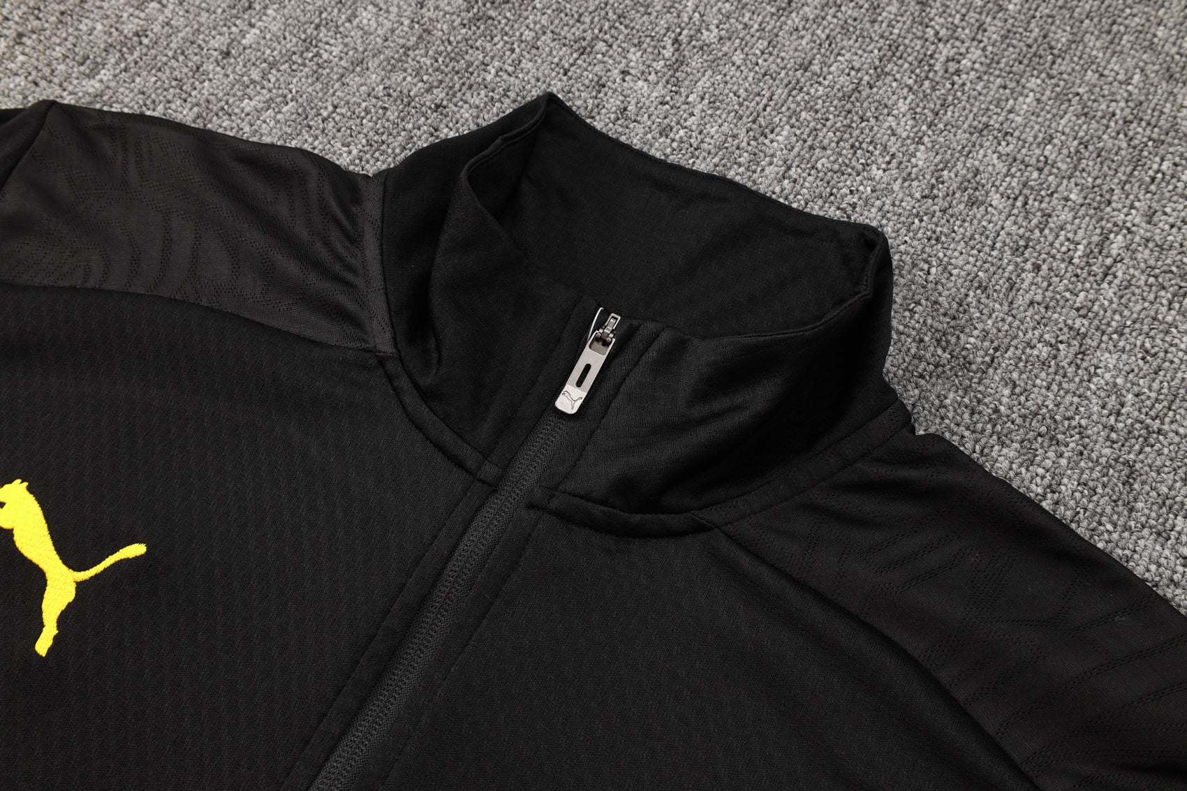 BVB Dortmund Iconic Black/Yellow Tracksuit 24/25 - Pro Soccer Jersey