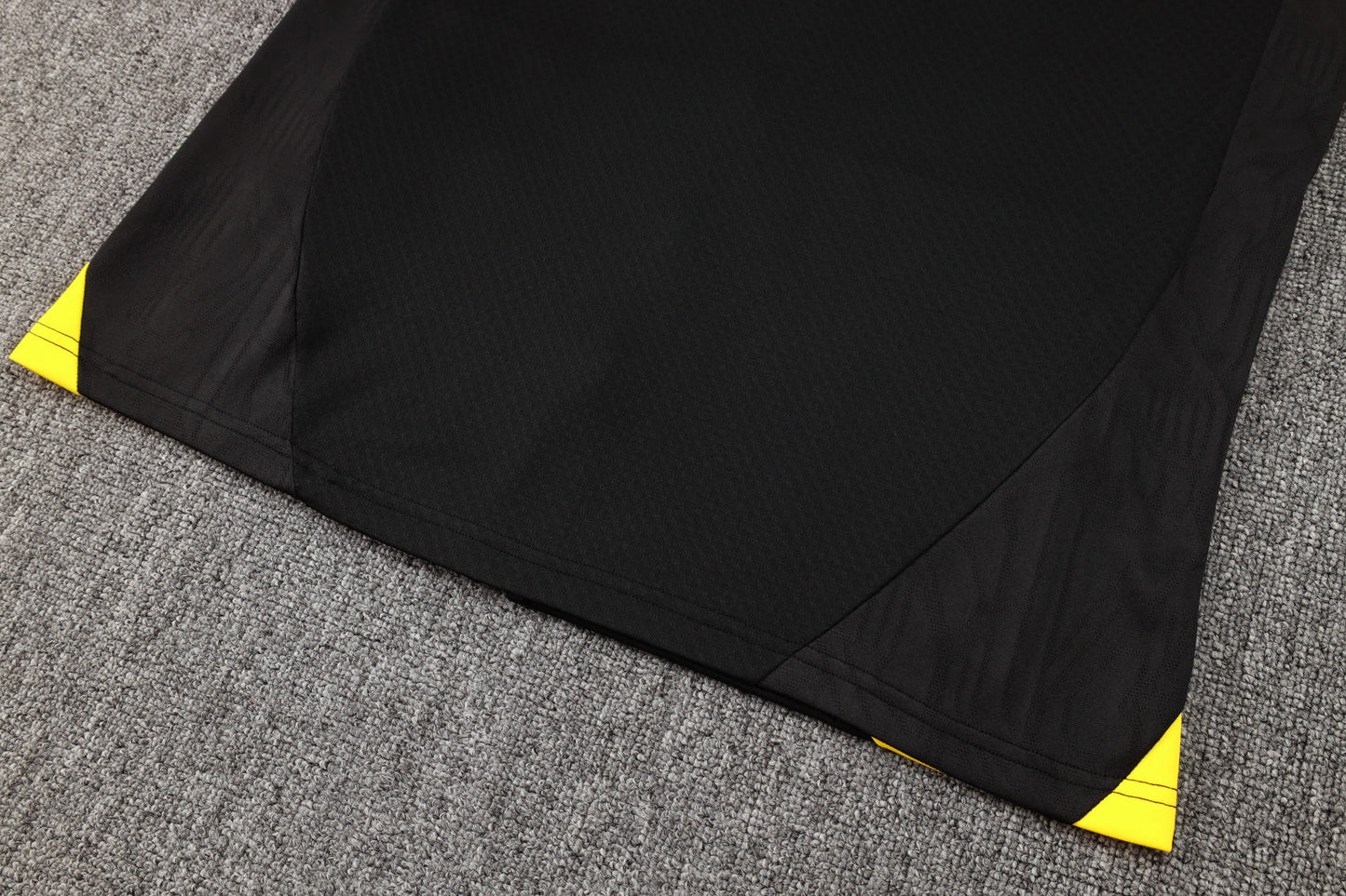 BVB Dortmund Iconic Black/Yellow Tracksuit 24/25 - Pro Soccer Jersey