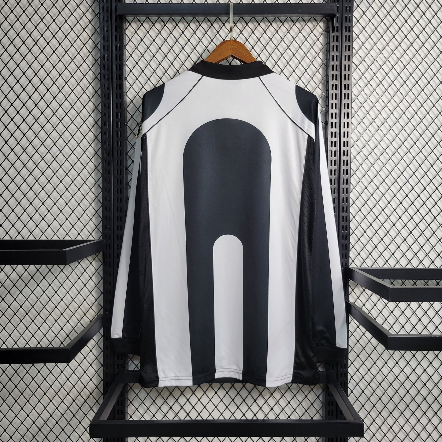 97-98 Juventus Long Sleeve Home