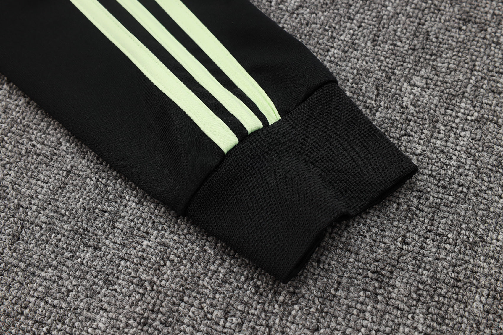 Manchester United Away Tracksuit 24/25 - Pro Soccer Jersey