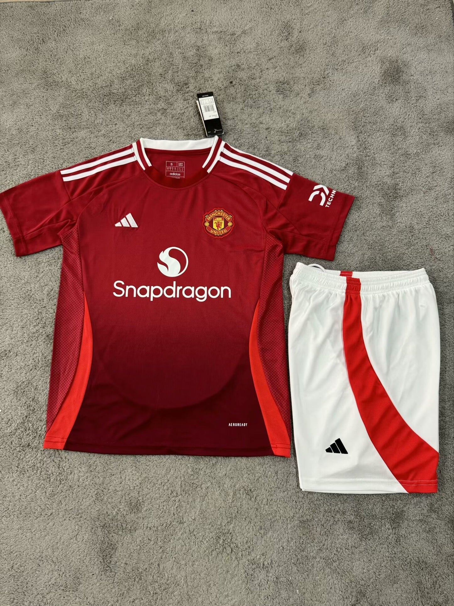 Manchester United Home Kit 24/25 - Pro Soccer Jersey