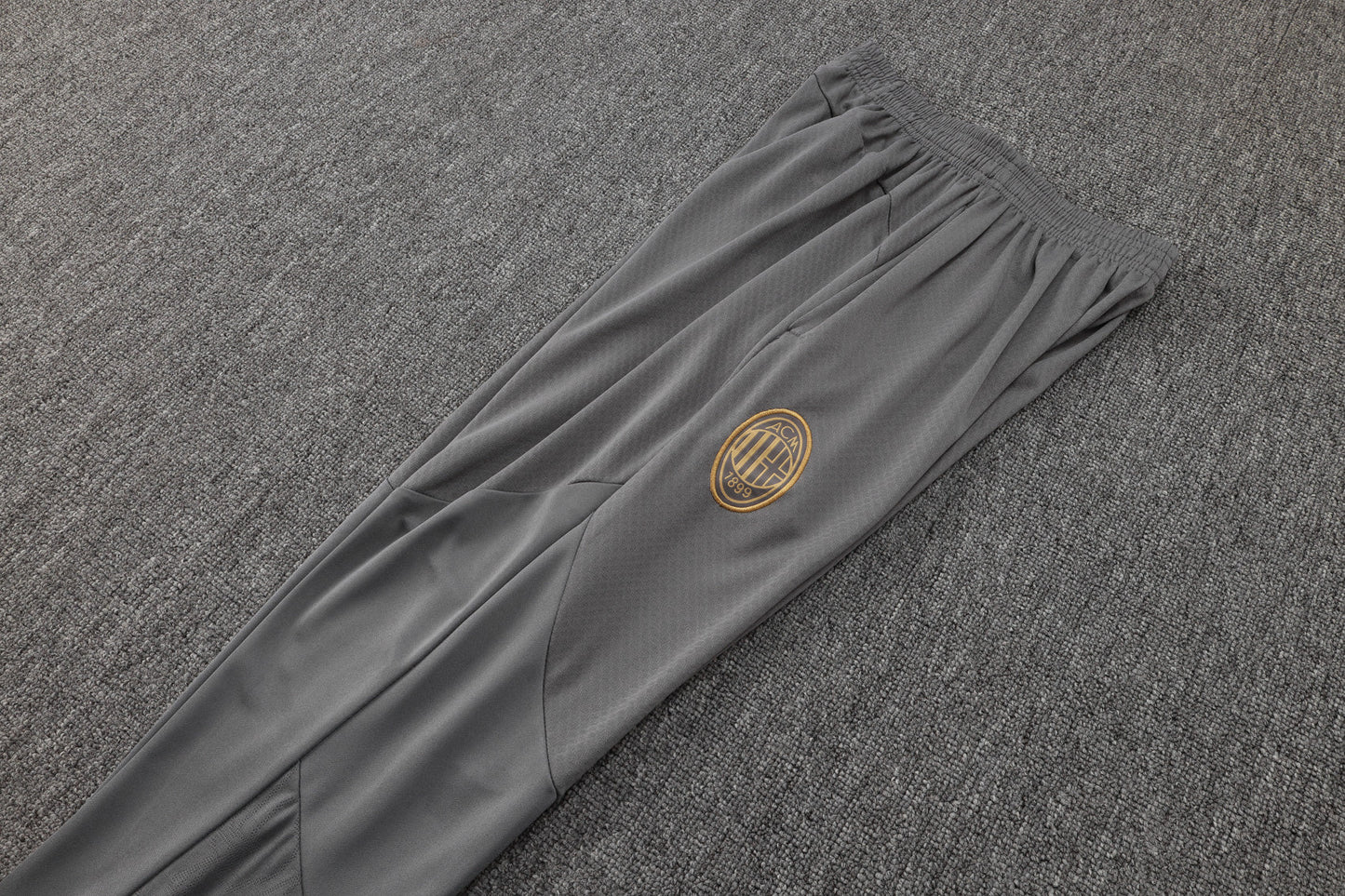 AC Milan Gray Tracksuit 24/25 - Pro Soccer Jersey
