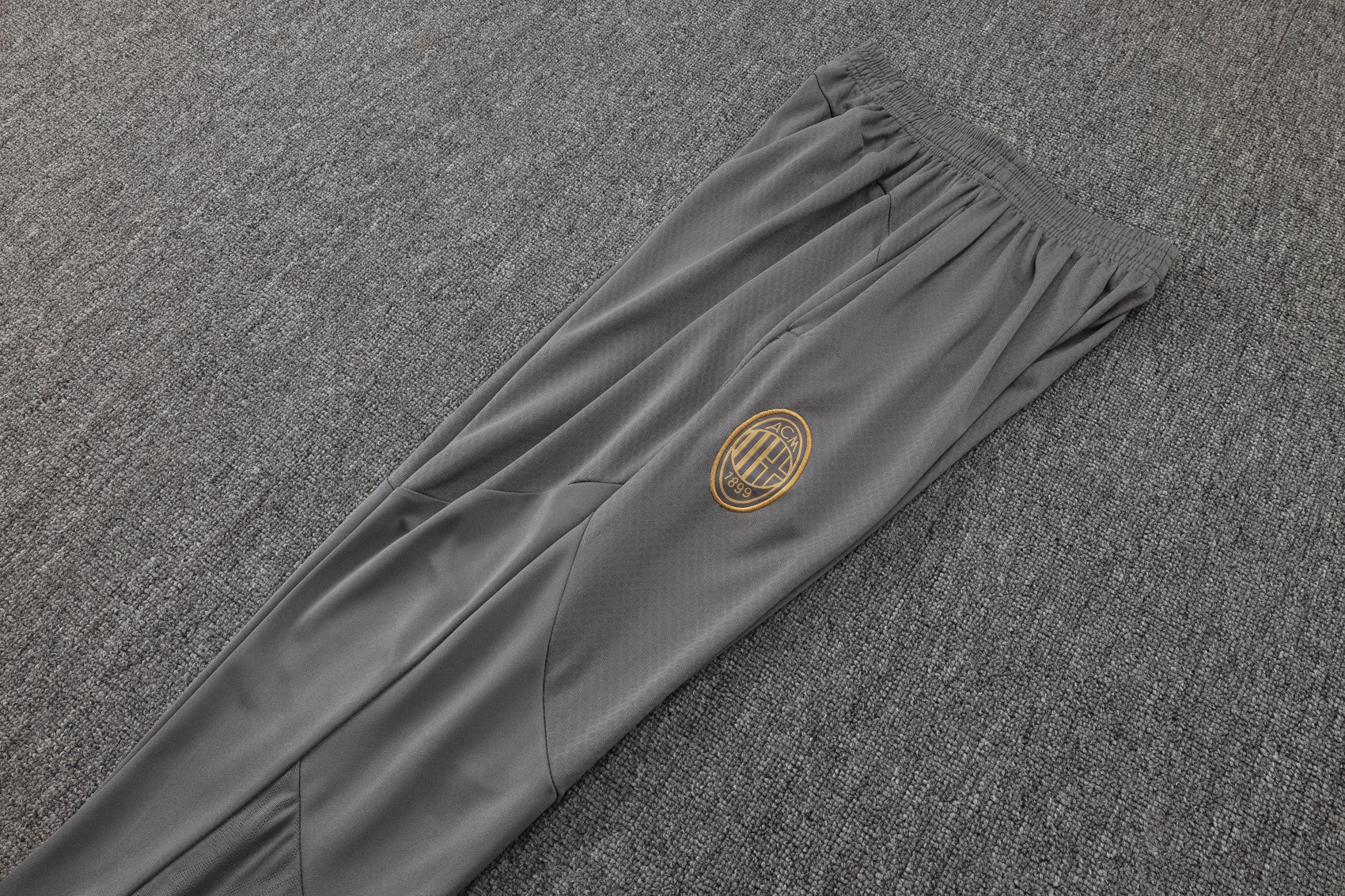 AC Milan Gray Tracksuit 24/25 - Pro Soccer Jersey