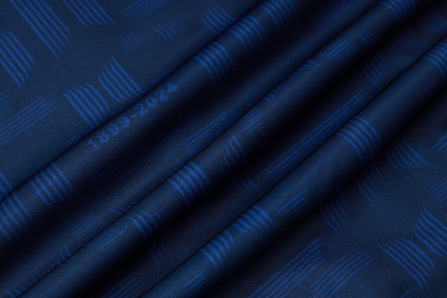 Barcelona 24/25 Tracksuit With Cowl - Pro Soccer Jersey