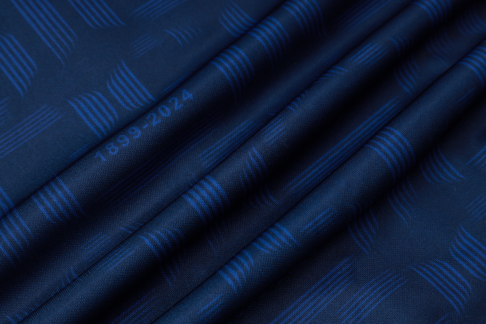 Barcelona 24/25 Tracksuit With Cowl - Pro Soccer Jersey