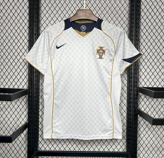 2004 Portugal Away