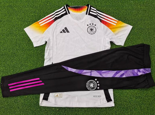 2425 Germany home with black pants