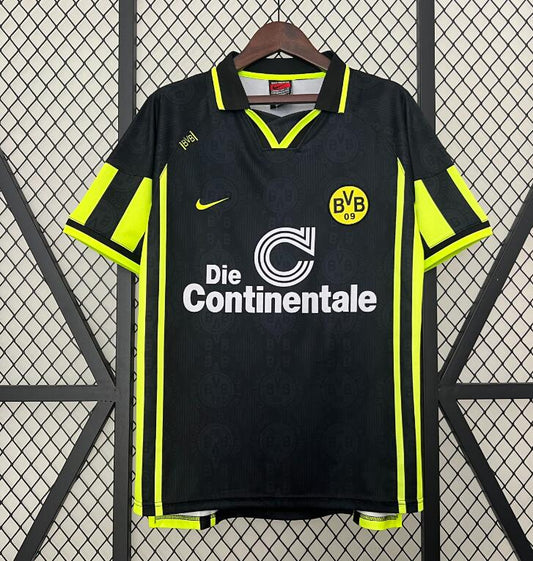 96-97 Dortmund Away