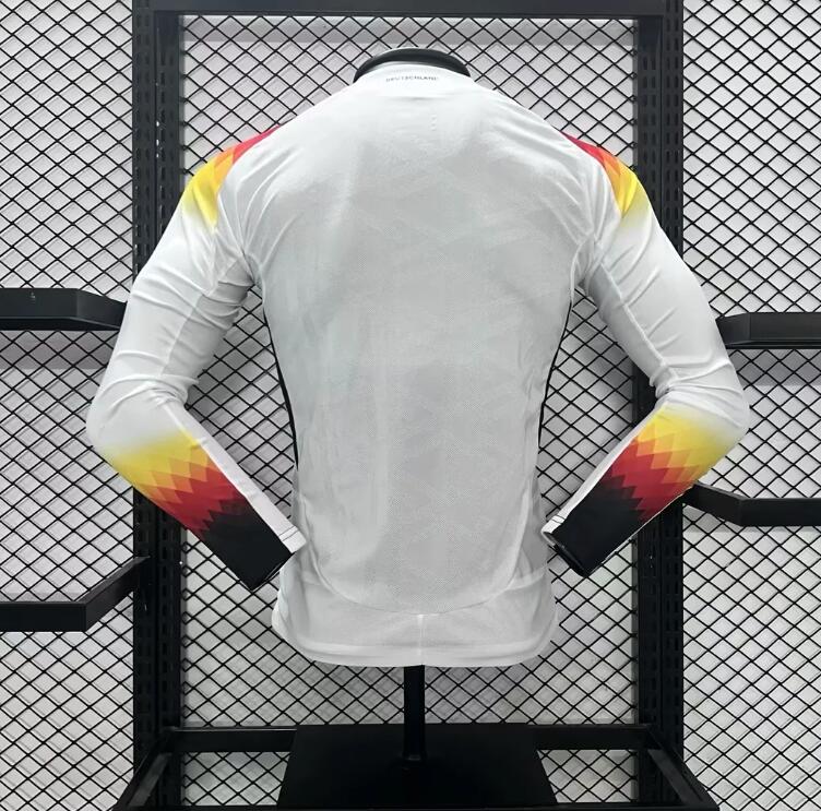 24-25 players Germany home long sleeves