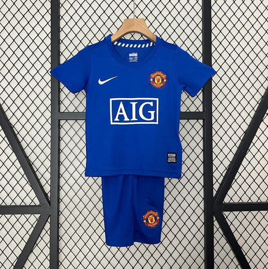 08-09 kids M-U away