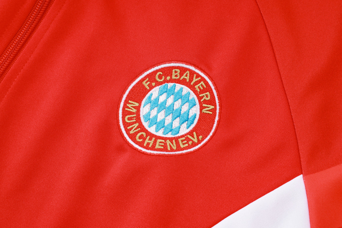 Bayern Munich Tracksuit 24/25 - Pro Soccer Jersey