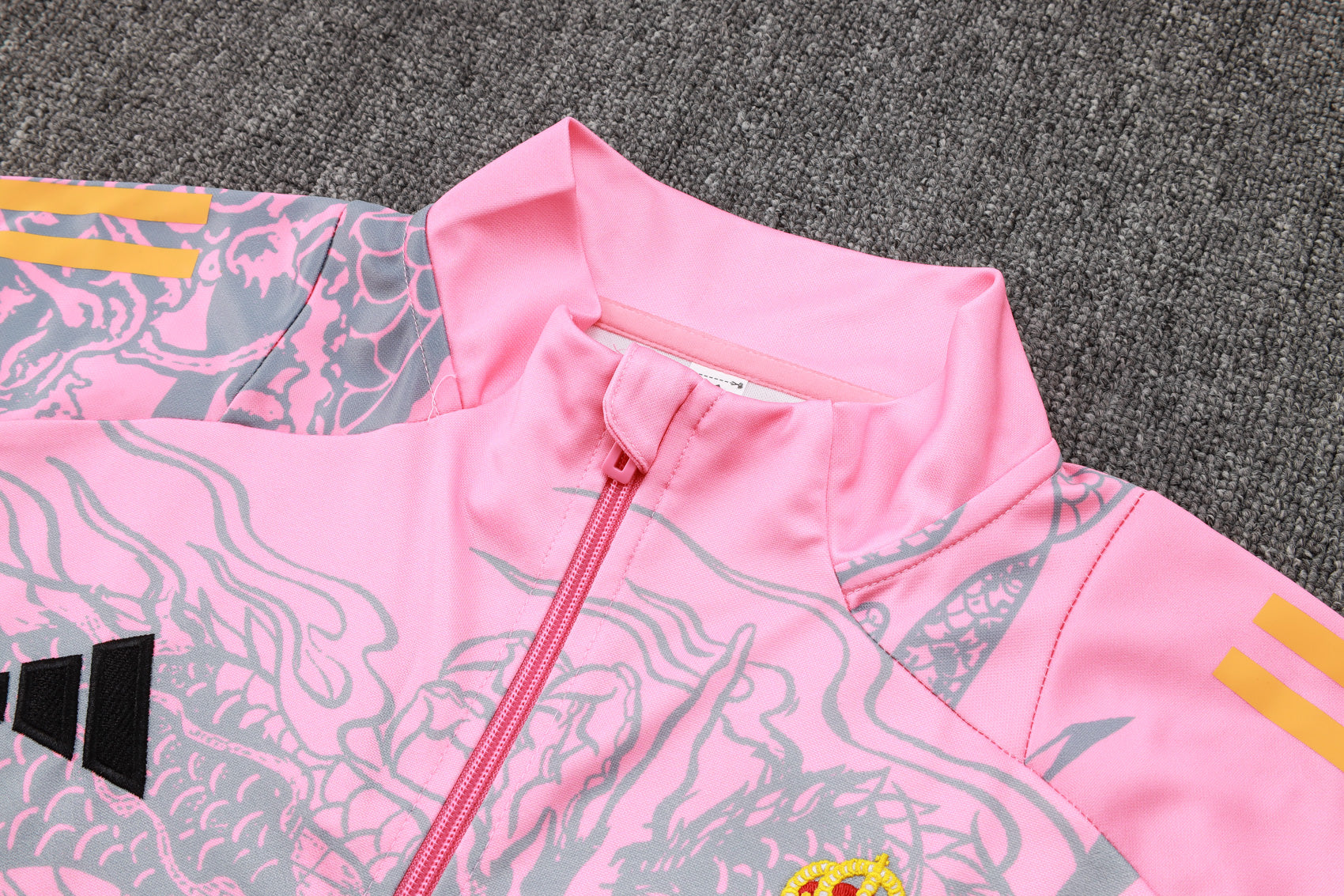 Real Madrid Tracksuit 24/25 Pink - Pro Soccer Jersey