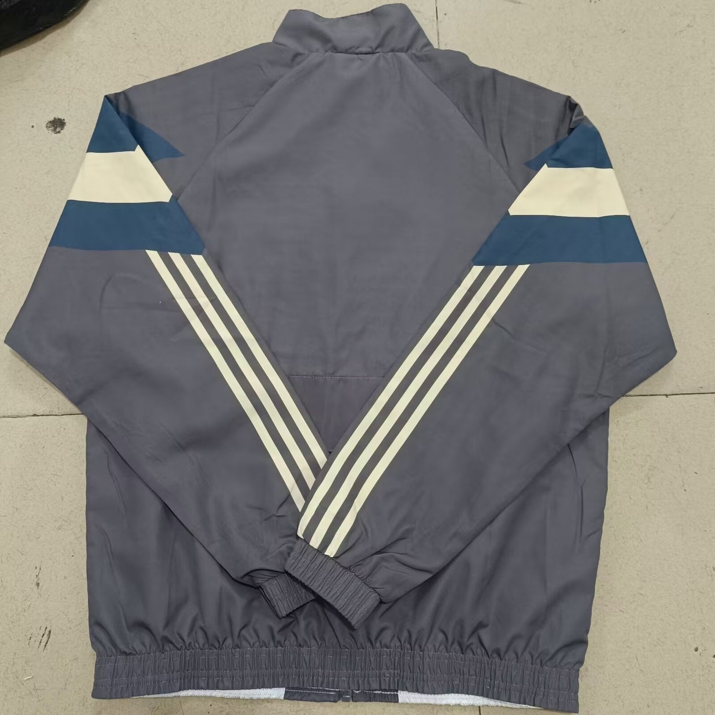 Real Madrid Windbreaker Jacket Gray 3rd - Pro Soccer Jersey