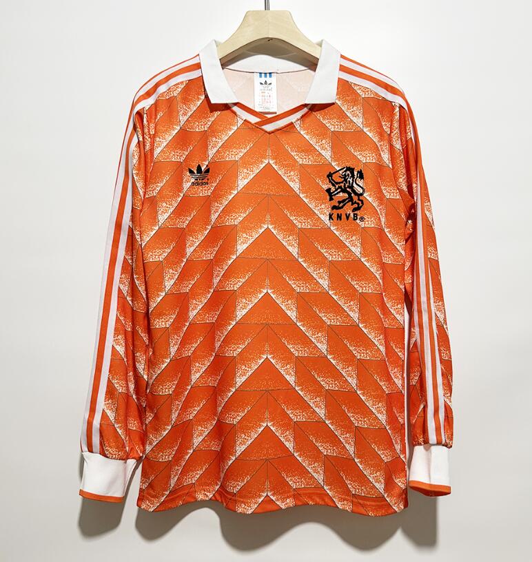 88 Netherlands long sleeved home