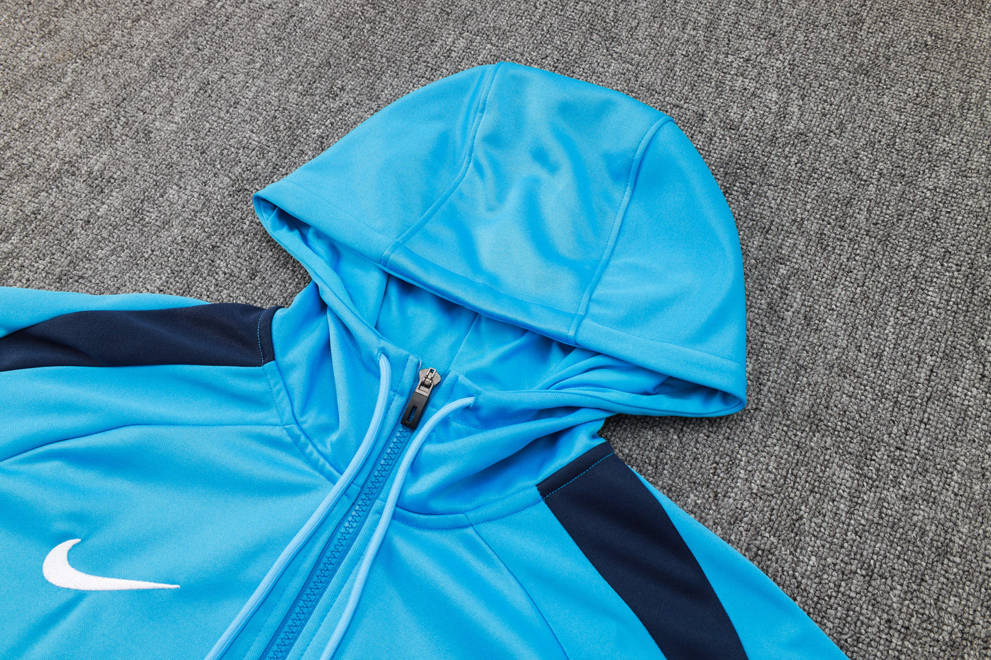 Chelsea Tracksuit 24/25 Hoodie Version - Pro Soccer Jersey