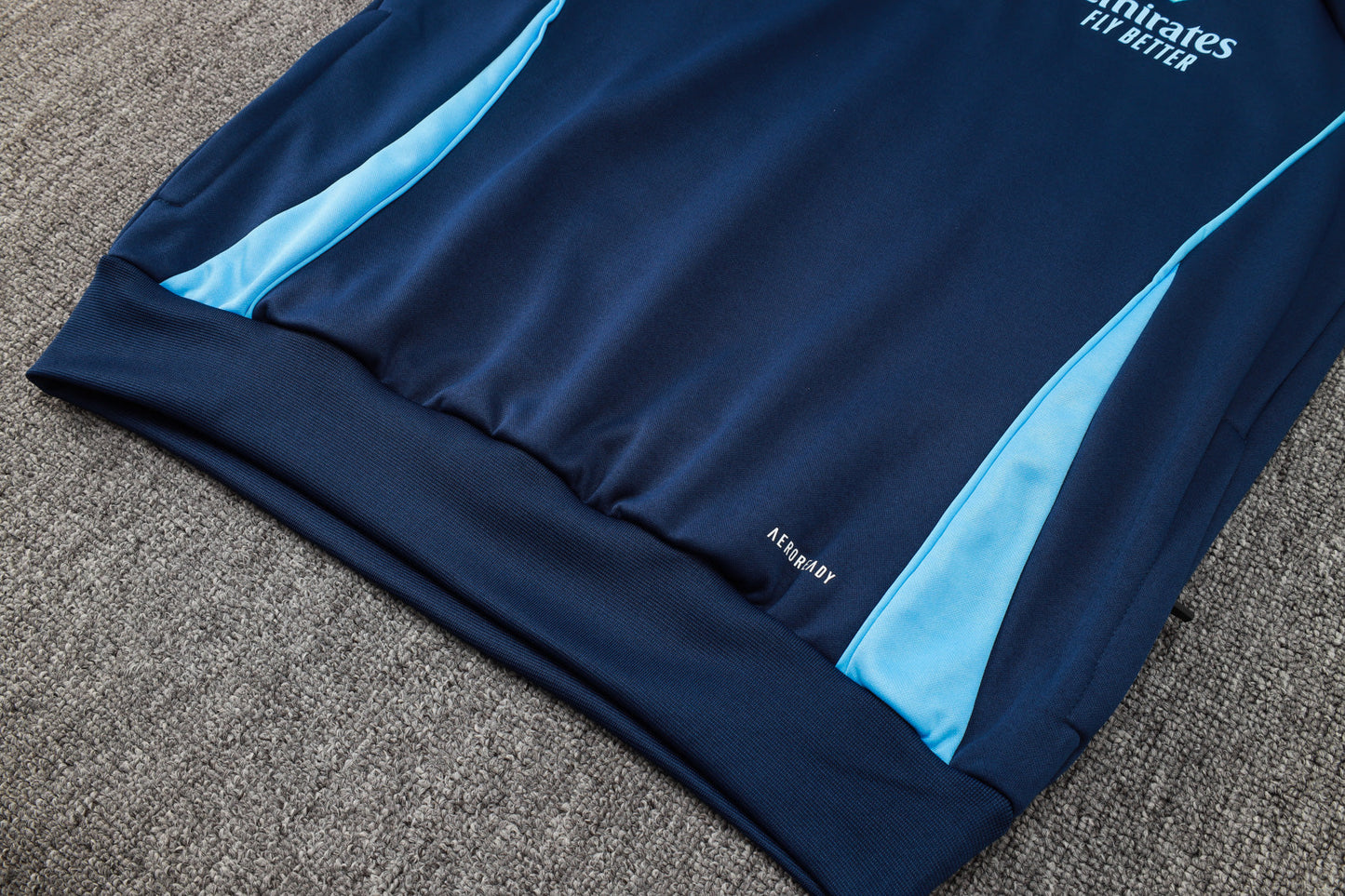 Arsenal Away Tracksuit 24/25 Hoodie Version - Pro Soccer Jersey