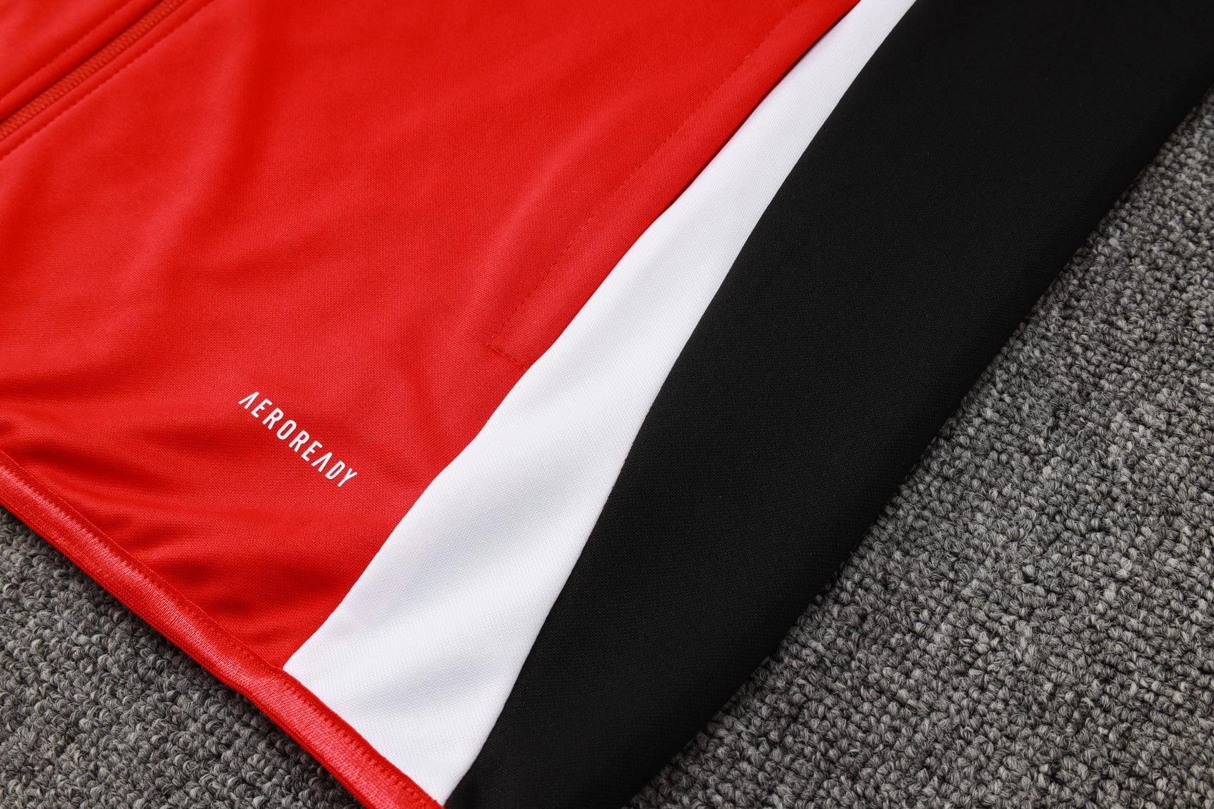 Manchester United Red Tracksuit 24/25 - Pro Soccer Jersey
