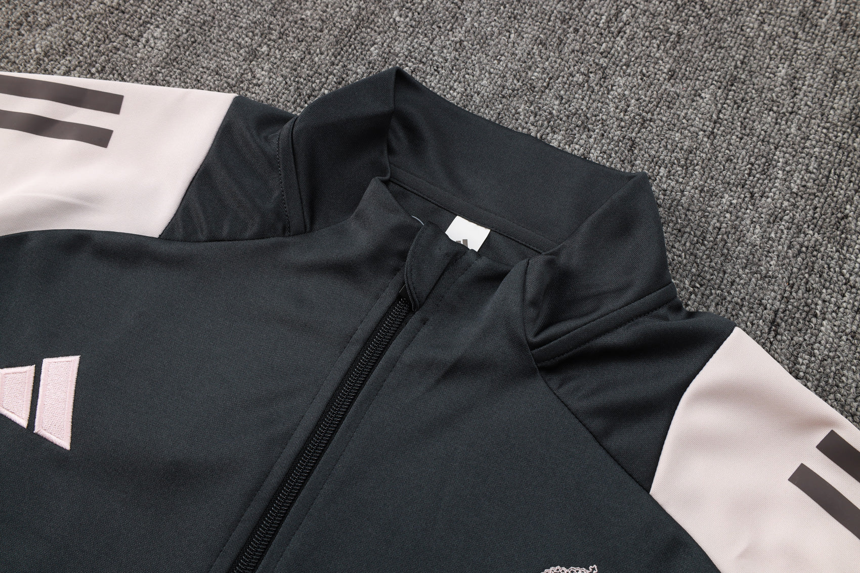 Real Madrid Tracksuit 24/25 Fully Gray - Pro Soccer Jersey