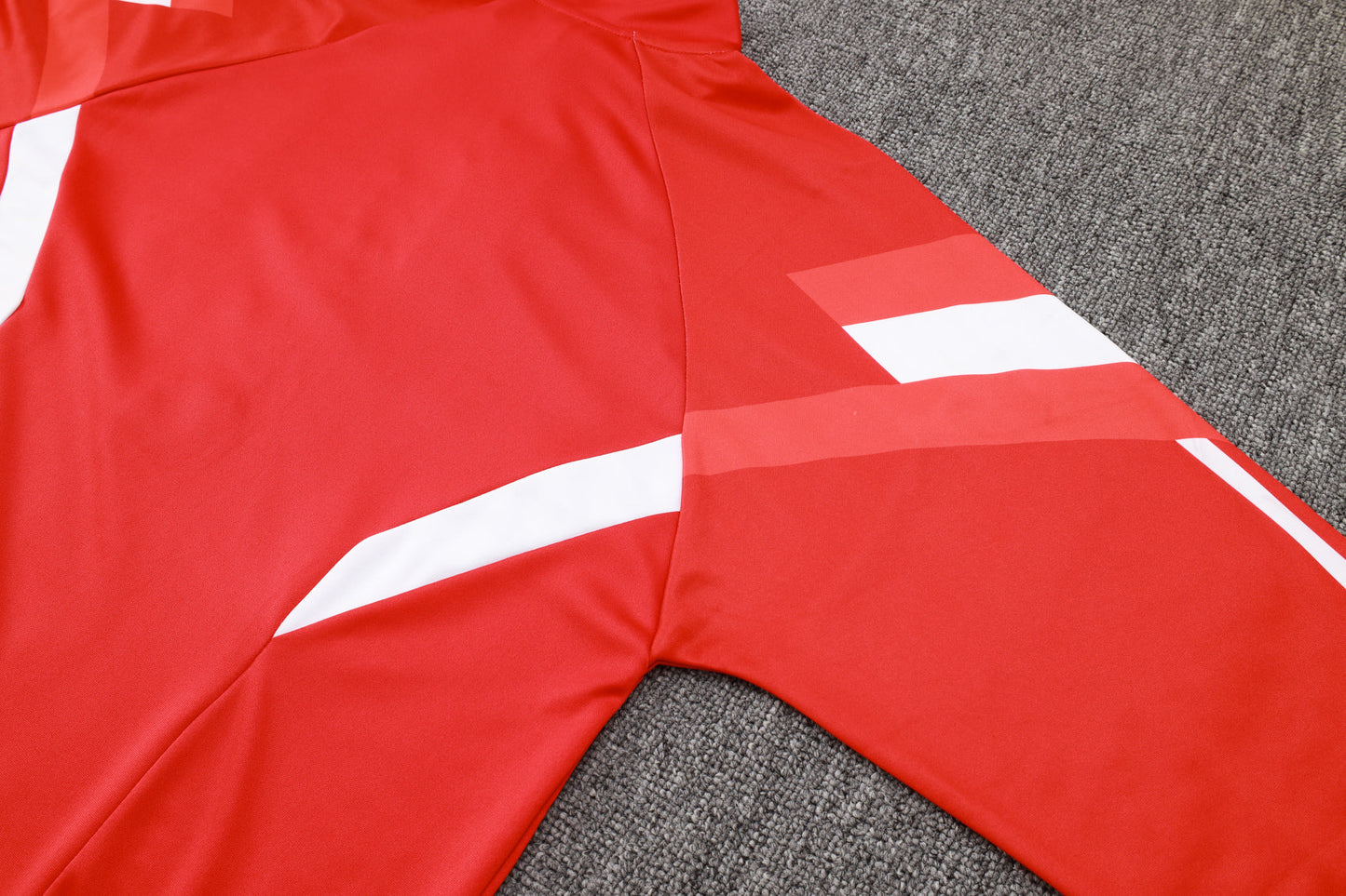 Bayern Munich Tracksuit 24/25 LV 2 - Pro Soccer Jersey