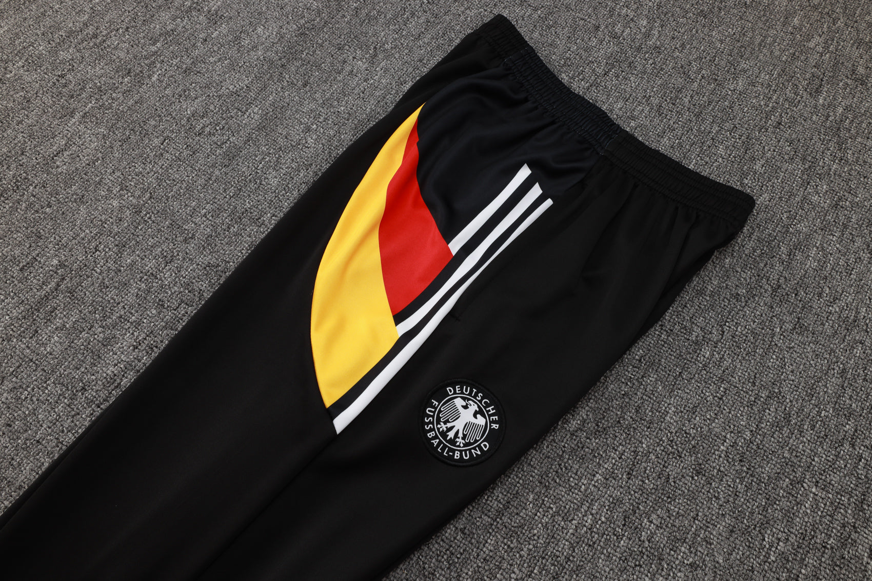 Germany Tracksuit 24/25 Retro Edition - Pro Soccer Jersey