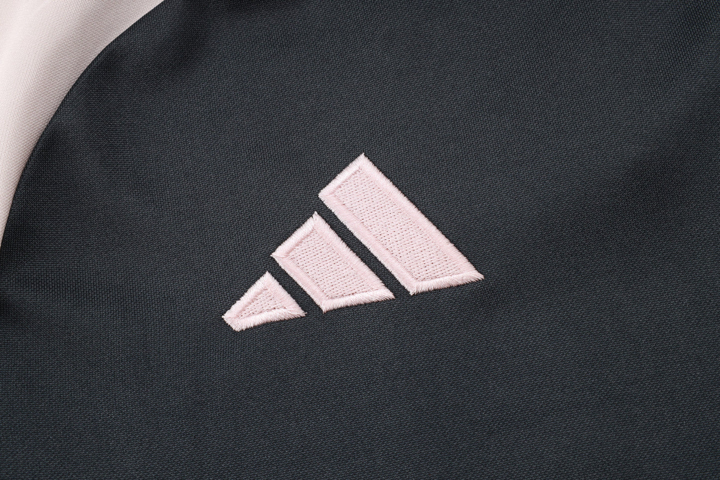 Real Madrid Tracksuit 24/25 Fully Gray - Pro Soccer Jersey