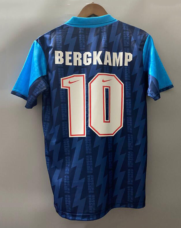 Arsenal away 1994 Bergkamp #10