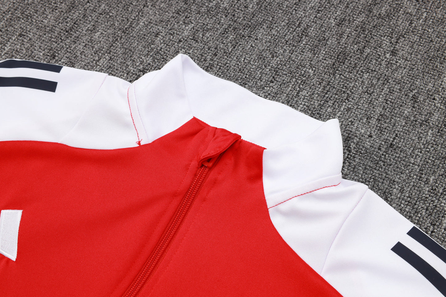Arsenal Home Tracksuit 24/25 - Pro Soccer Jersey