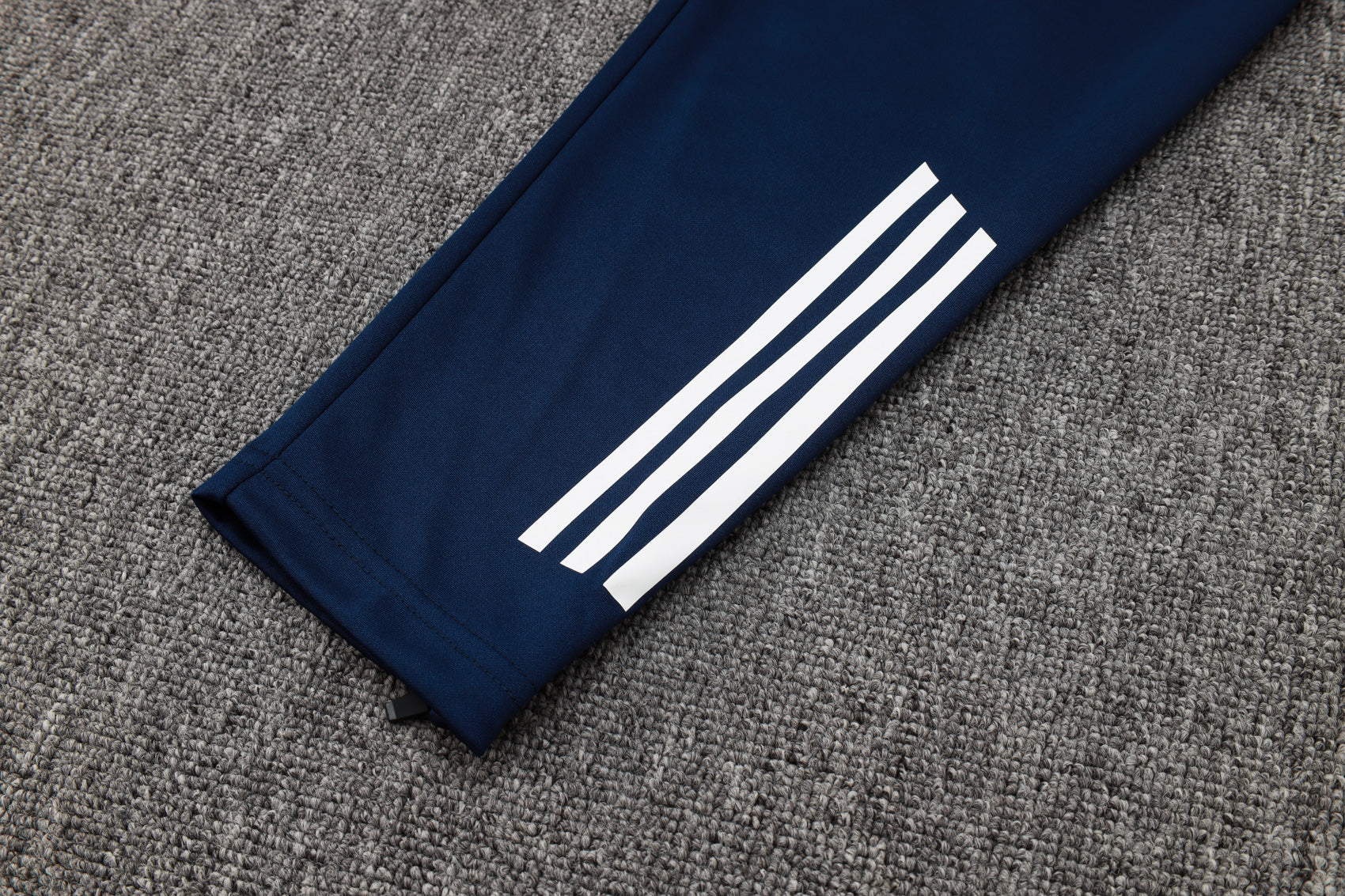 Arsenal Home Tracksuit 24/25 - Pro Soccer Jersey