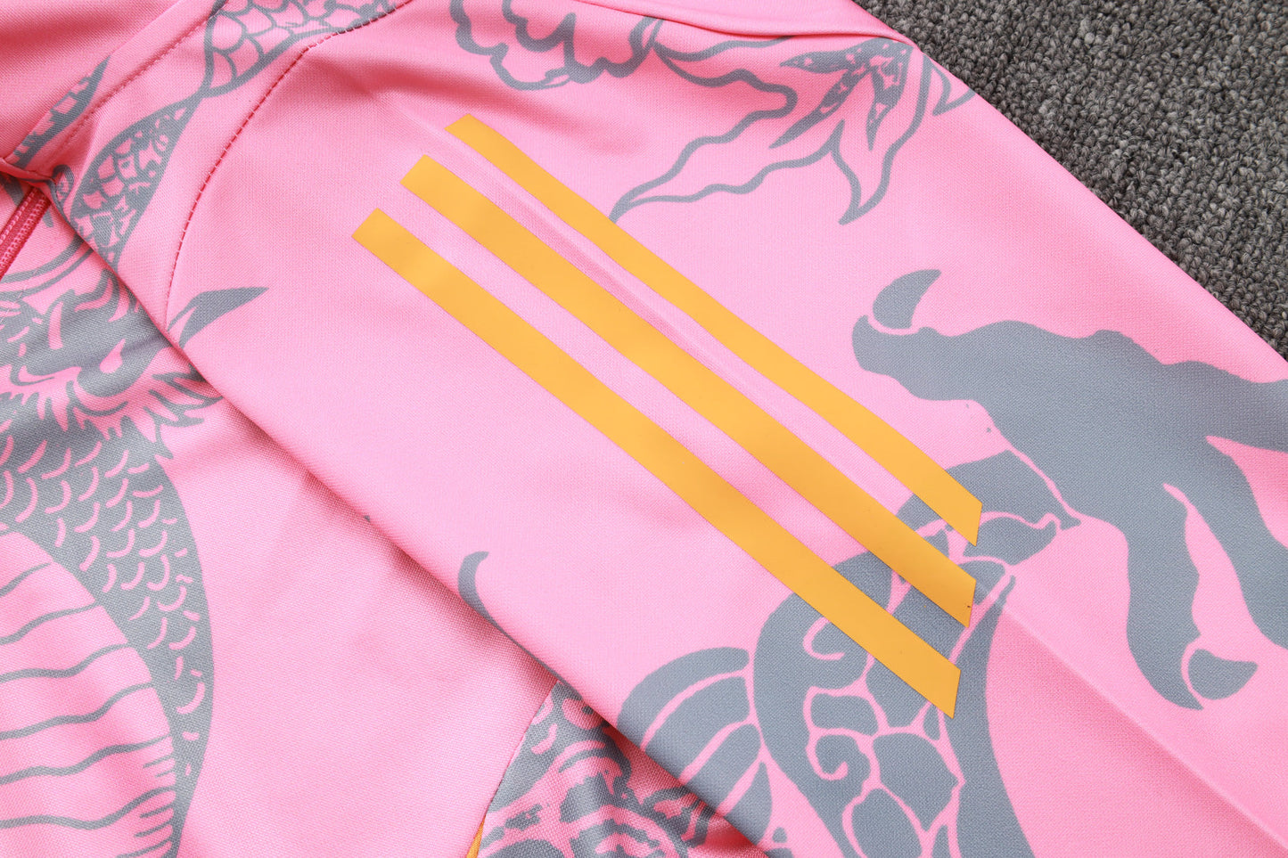 Real Madrid Tracksuit 24/25 Pink - Pro Soccer Jersey