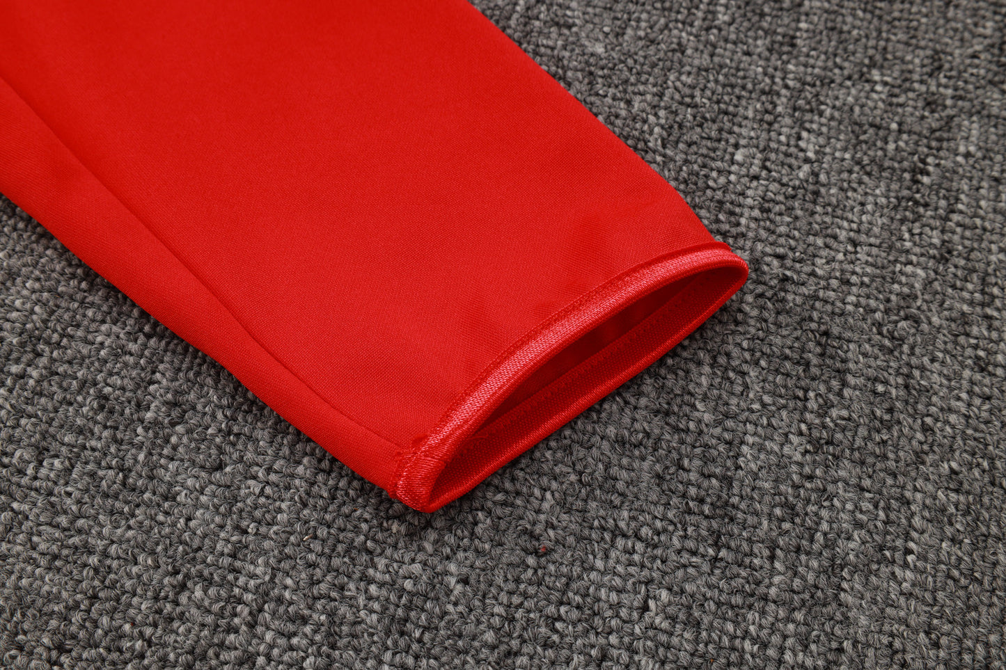 Manchester United Red Tracksuit 24/25 - Pro Soccer Jersey