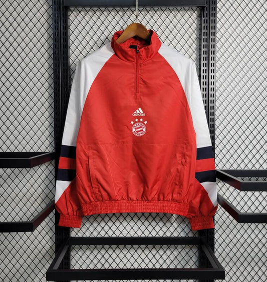 23-24 Windbreaker Bayern Munich