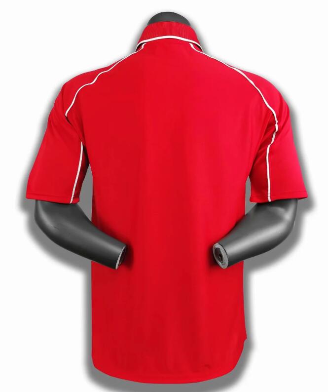 Liverpool home 2000-2001