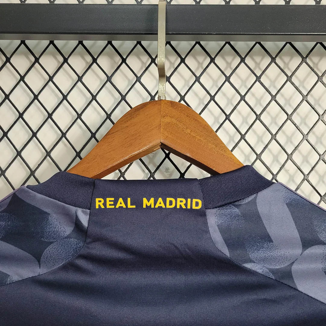 2023/2024 FC Real Madrid away shirt : Thaï Quality - Pro Soccer Jersey