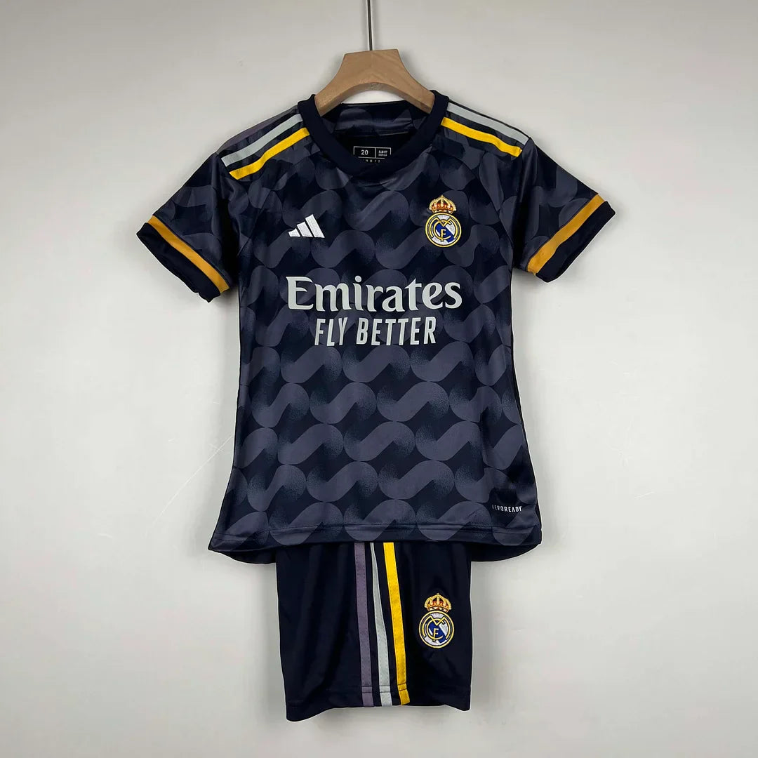 2023/2024 FC Real Madrid away Set Kids Size : Thaï Quality - Pro Soccer Jersey